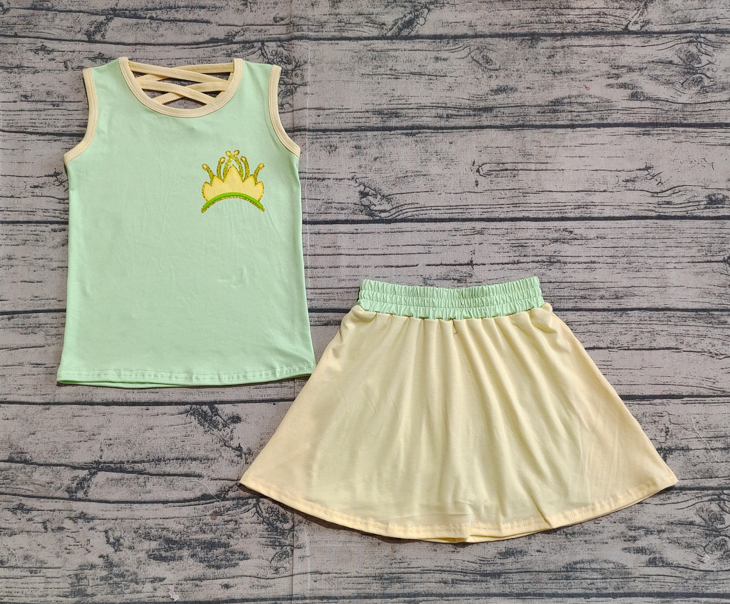 GSD2071  Baby Girls Green Crown Princess Shirt Skirt Clothes Sets  D 3.24