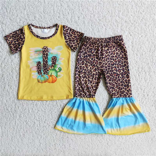 C1-10 Pumpkin Cactus Yellow Short Sleeve Leopard Flared Pants Set