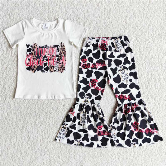 E7-2   White Short Sleeve Cow Spot Flared Pants Set